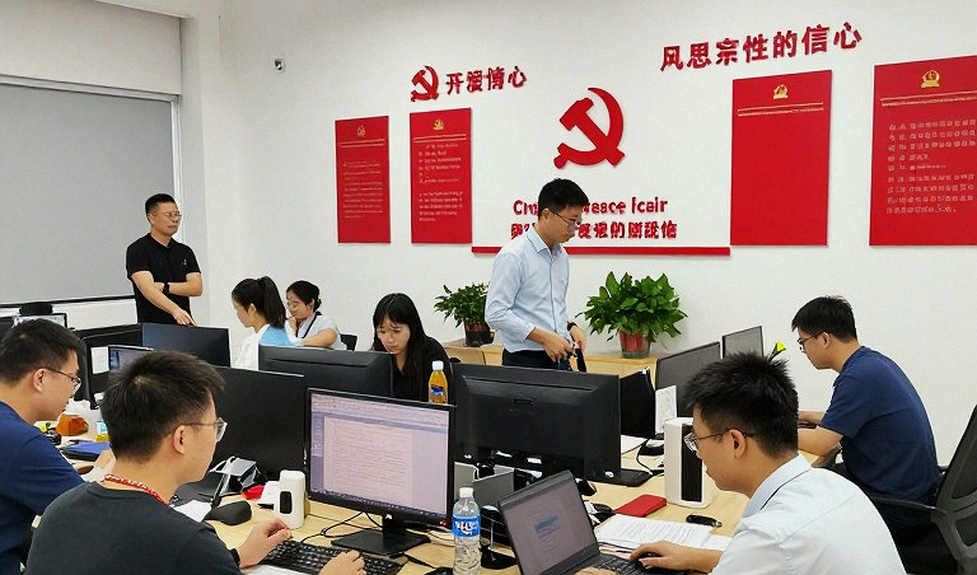 Bản vá và kỳ chuyển nhượng: Cuộc định giá lại thầm lặng của làng esports Bản vá và kỳ chuyển nhượng: Cuộc định giá lại thầm lặng của làng esports