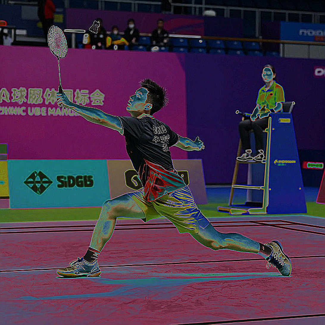 Alwi Farhan tập cùng Kento Momota trước Á vận hội 2026: Một buổi học không có bảng điểm Alwi Farhan tập cùng Kento Momota trước Á vận hội 2026: Một buổi học không có bảng điểm