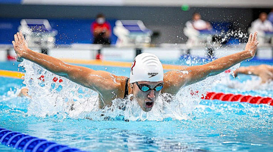 Léon Marchand và 4:02.50: kỷ lục 15 năm của Michael Phelps bị phá từ 100 mét thứ ba