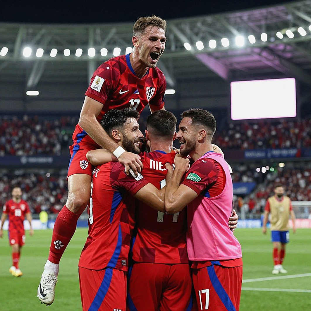 Andy Carroll, Kevin Adams và khoảng lặng không đo được của phòng thay đồ Andy Carroll, Kevin Adams và khoảng lặng không đo được của phòng thay đồ