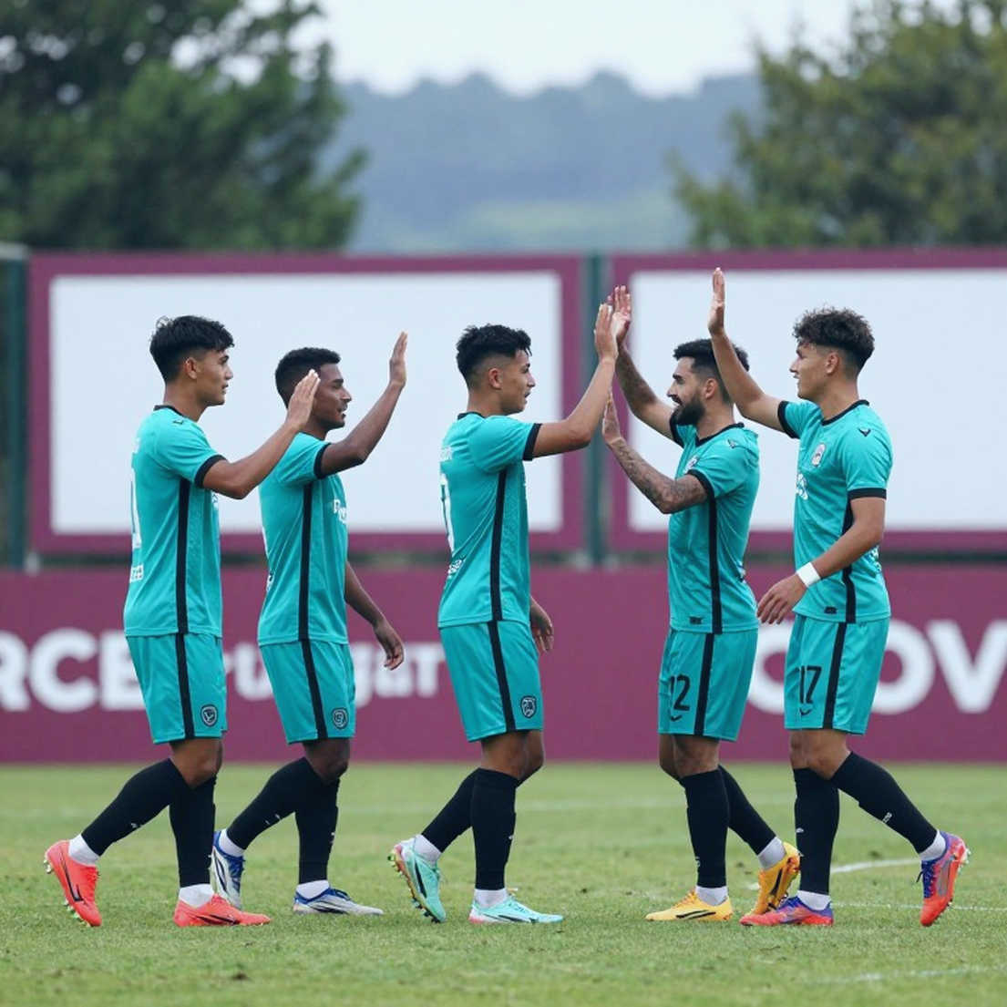 Manchester City và 115 cáo buộc: Khi dòng tiêu đề chạy nhanh hơn biên bản phán quyết Manchester City và 115 cáo buộc: Khi dòng tiêu đề chạy nhanh hơn biên bản phán quyết