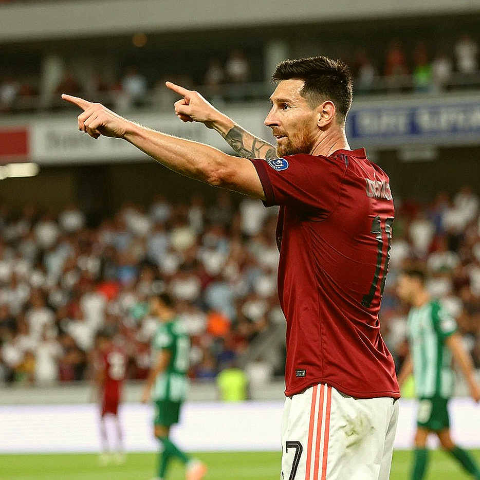 Real Madrid và 1.701 ngày trống ở hàng thủ: khi tiền không mua nổi sự ổn định Real Madrid và 1.701 ngày trống ở hàng thủ: khi tiền không mua nổi sự ổn định