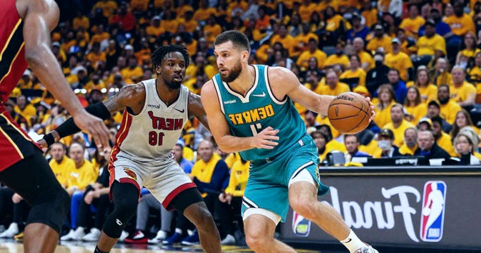 Bennie Boatwright chính thức thành công dân Philippines: Liệu có kịp cho Asian Games? Bennie Boatwright chính thức thành công dân Philippines: Liệu có kịp cho Asian Games?
