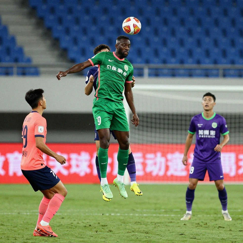 Persebaya 1-0 PSIM: Alex Martins Eases the Pressure at Minute 74, but the Low-Block Problem Remains Intact Persebaya 1-0 PSIM: Alex Martins Eases the Pressure at Minute 74, but the Low-Block Problem Remains Intact