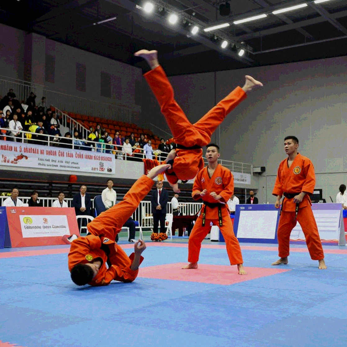 Giữa tiếng ồn võ đài, kỷ luật kiểm chứng vẫn là nhịp trống Giữa tiếng ồn võ đài, kỷ luật kiểm chứng vẫn là nhịp trống
