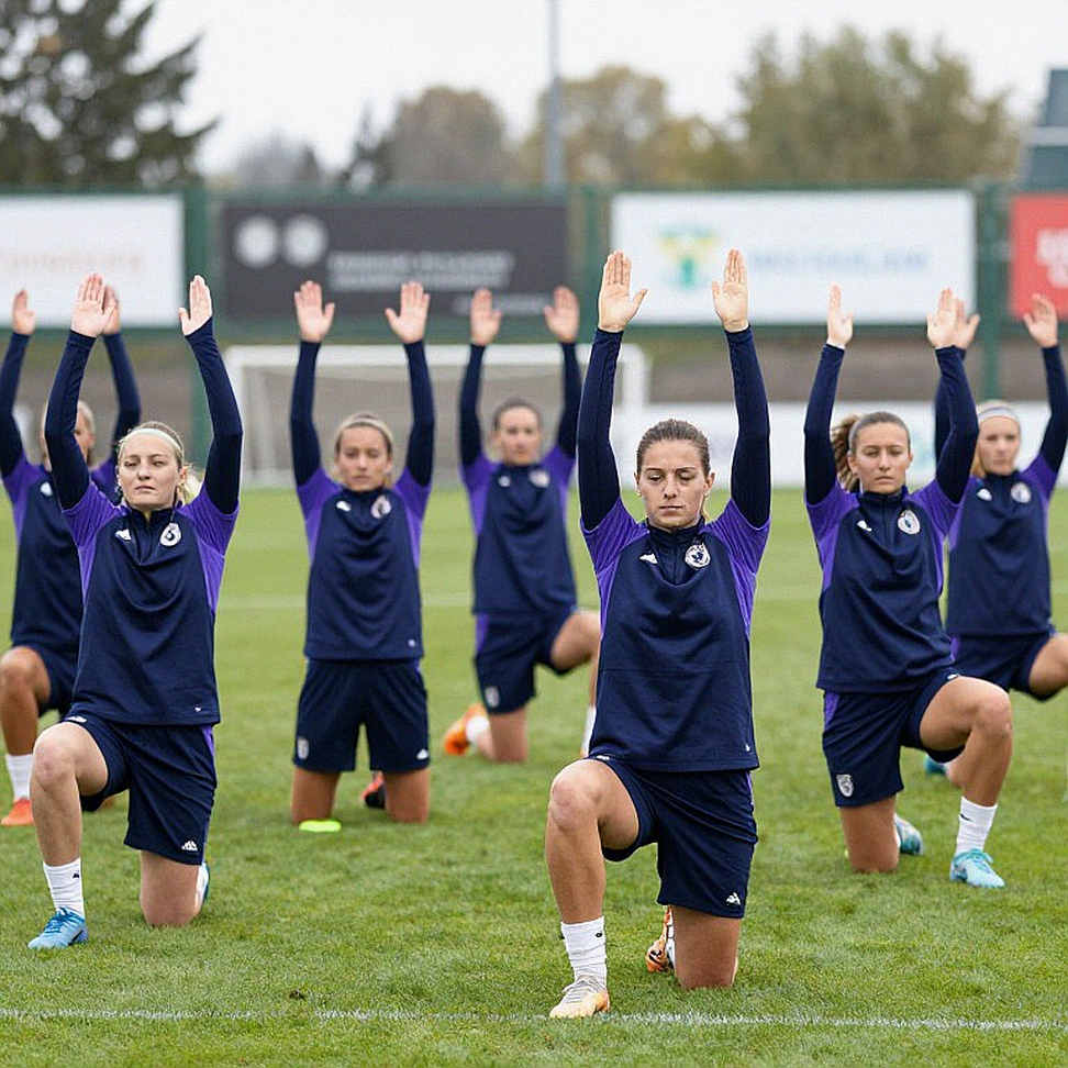Cái bóng Ferguson và cuộc đàm phán thầm lặng: Arteta đứng giữa PGMOL và một cái bẫy truyền thông Cái bóng Ferguson và cuộc đàm phán thầm lặng: Arteta đứng giữa PGMOL và một cái bẫy truyền thông